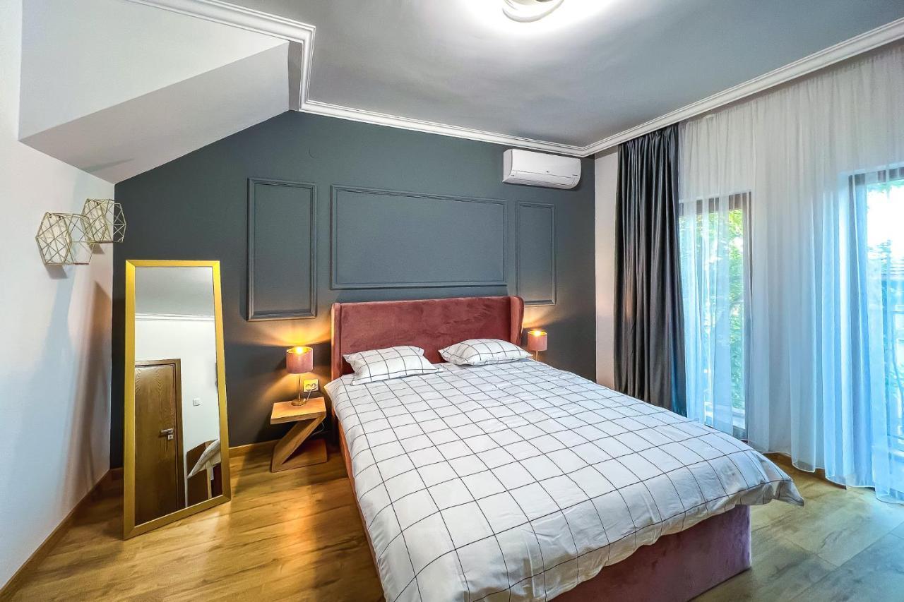 Deluxe Central Rooms Karlovo Exterior photo